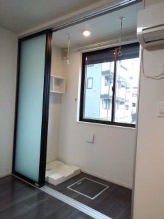 フォンターナ・ルチアのその他画像