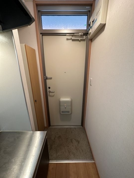 エルメゾン西立川 の玄関