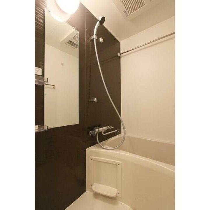 レアライズ立川AZ の風呂