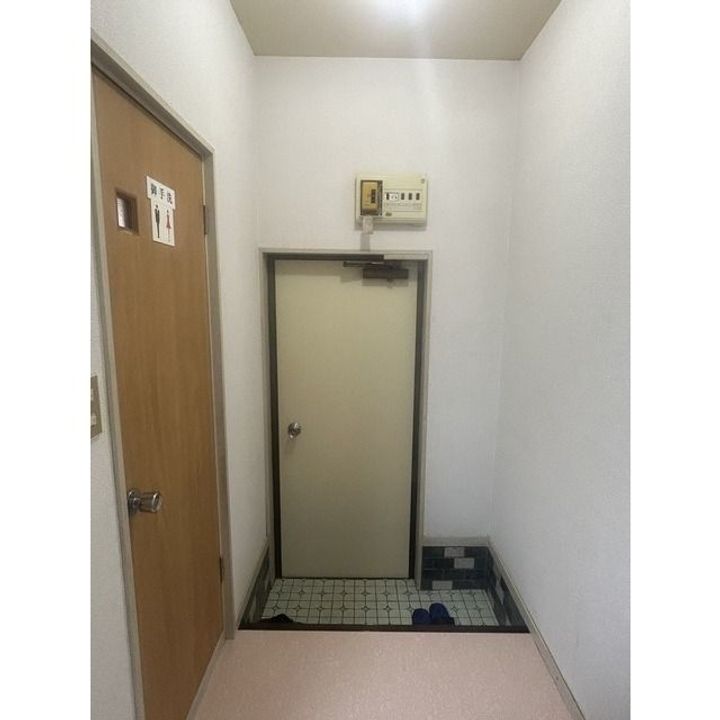 コーポ弥生 の玄関