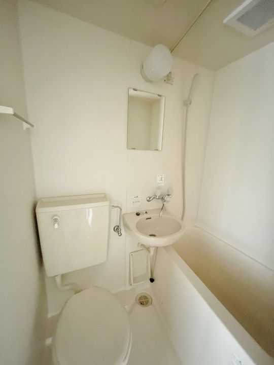 コア・フォーレスト弐番館の風呂