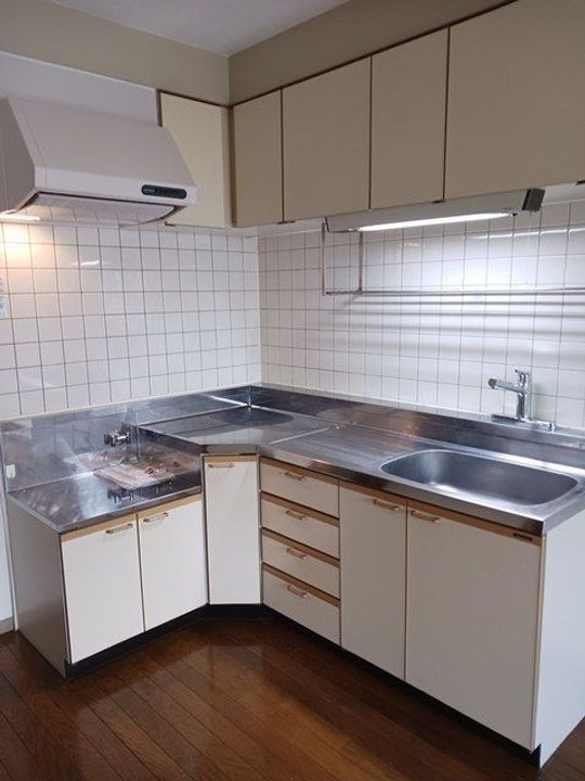 ファミーユ旭303のキッチン