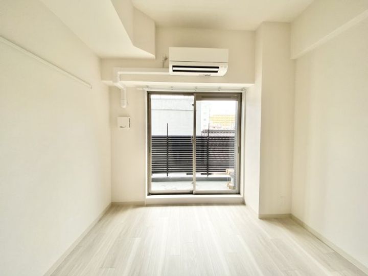 ファステート大阪EASTパーレスの内装