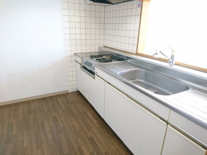 サンブライトハイツⅣ402のキッチン