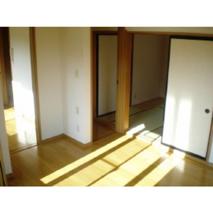 ジュネス杏花 ※仲介不可A203の居間