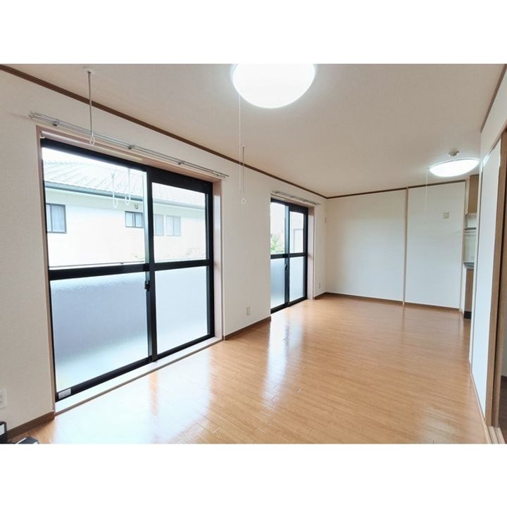 グラン・シャリオ201の居間