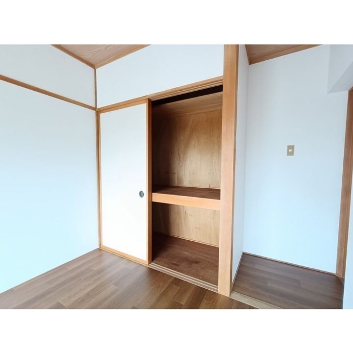 ホワイトパレス205の内装