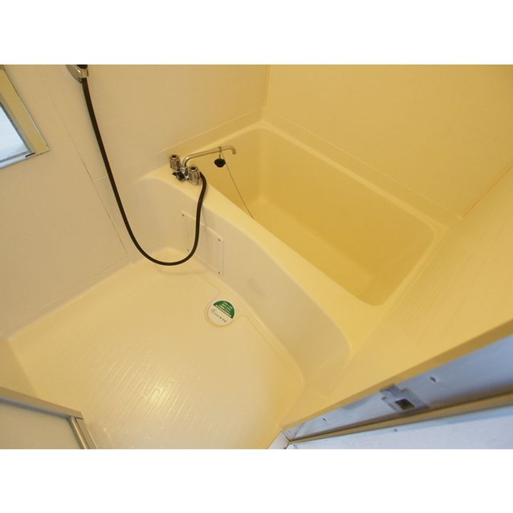 アップルズH棟112の風呂