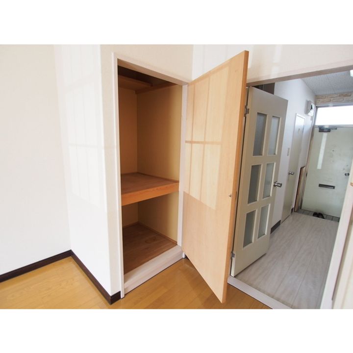 アップルズH棟201の内装