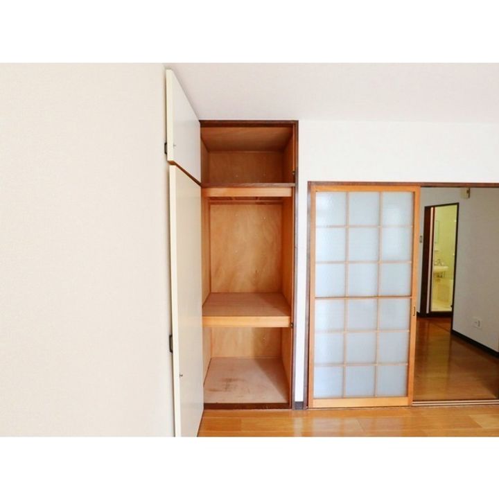 エルディムモモ101の内装