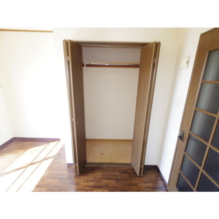 パインフィールド3号206の内装