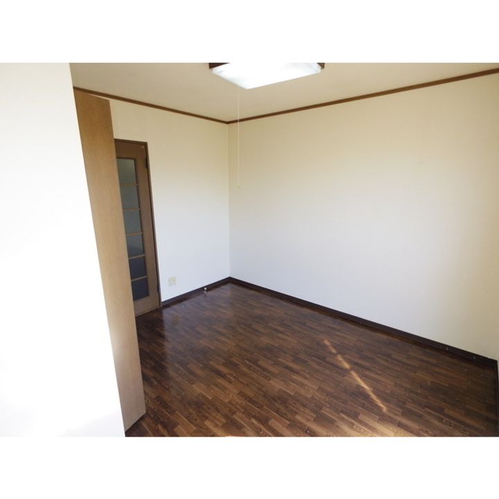 パインフィールド3号206の内装