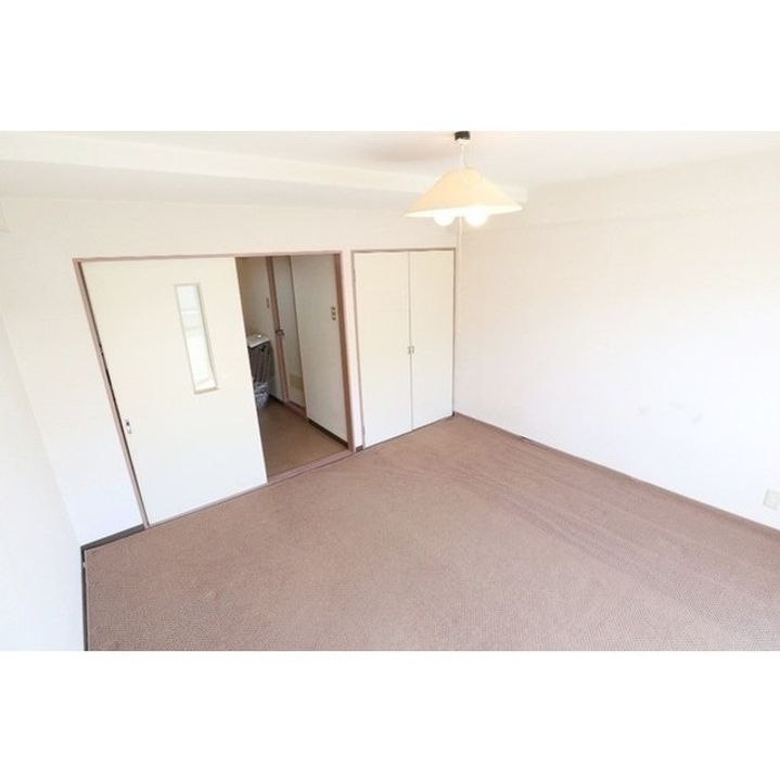 イレブンハイツ103の居間