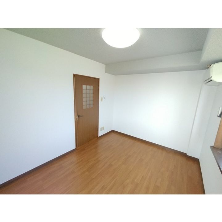 ヴィラエクセレント201の内装