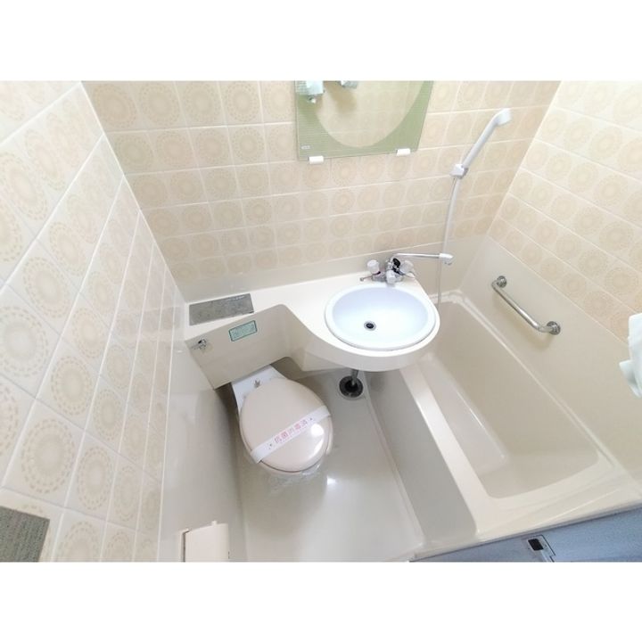 レジデンス美須々305の風呂