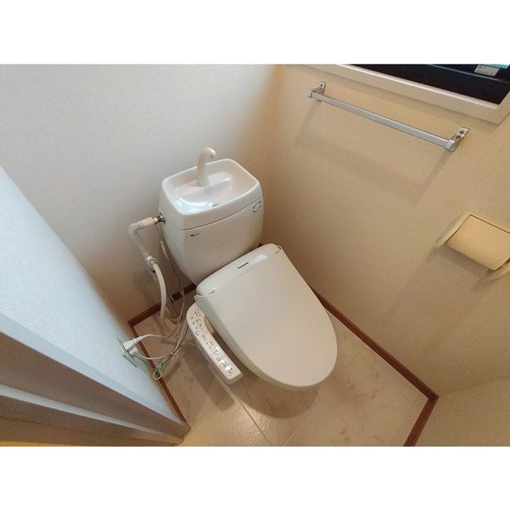 フロムイーストのその他画像