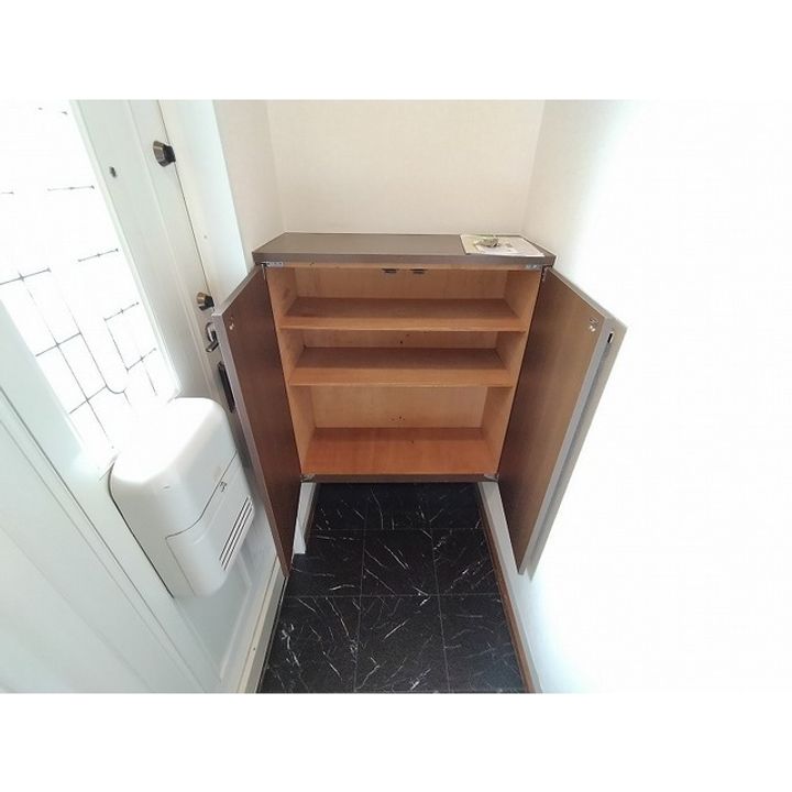 クレスト樹林 B棟103の内装