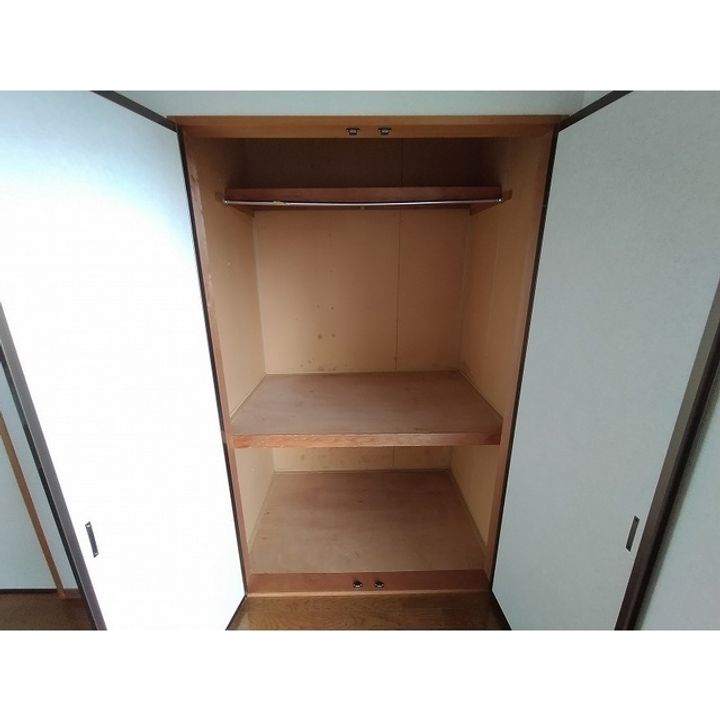 クレスト樹林 B棟103の内装