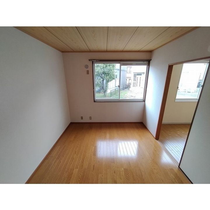 クレスト樹林 B棟103の内装