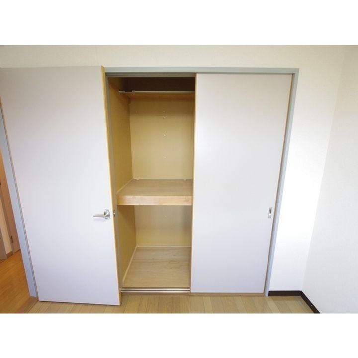 渚スクウェアビレッジ202の内装