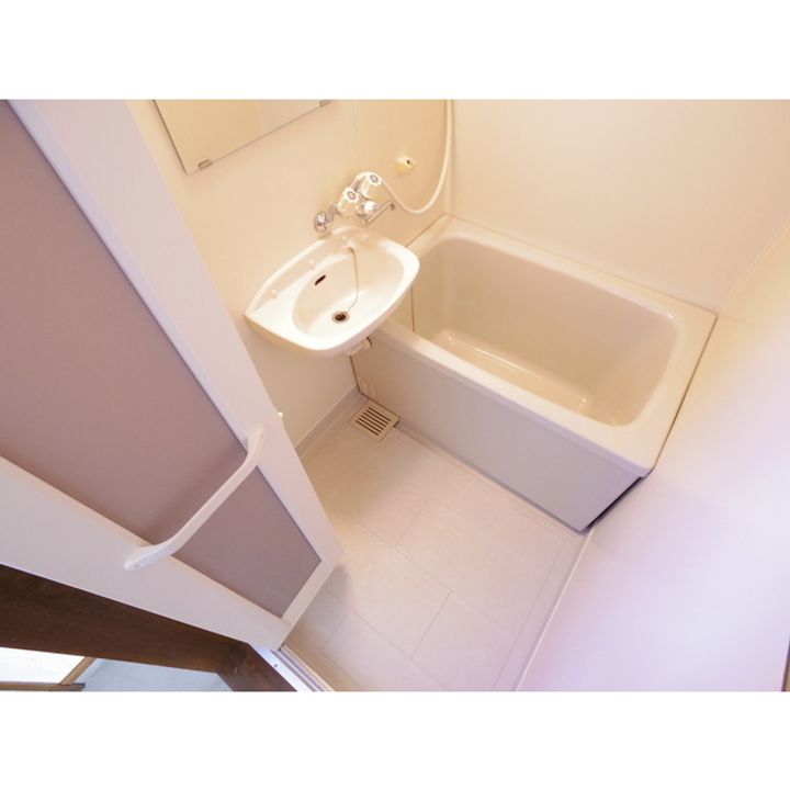 T-HOUSE宮沖201の風呂