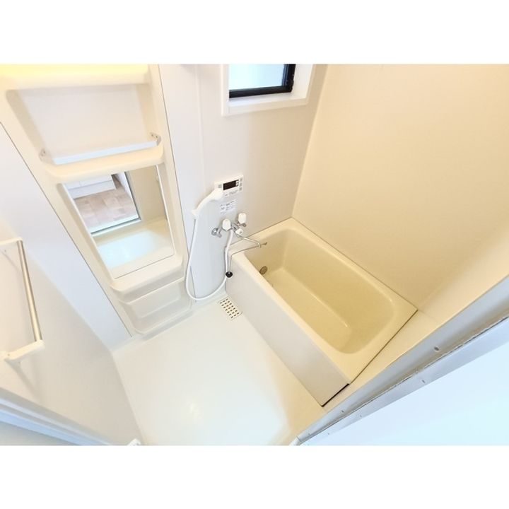 シャルム若里 C棟110の風呂