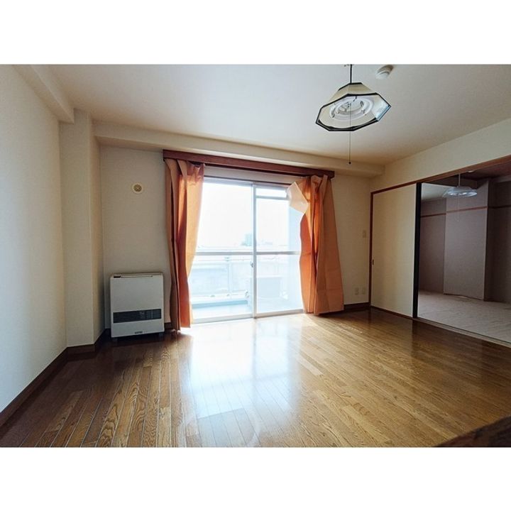 プライムハイツR・Kの居間