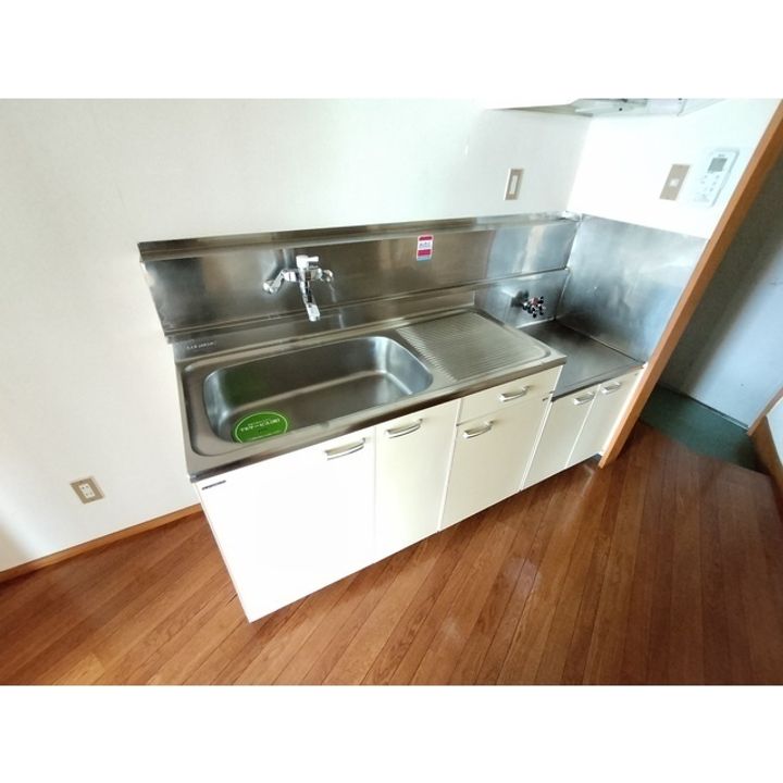 松田屋ハイツ205のキッチン