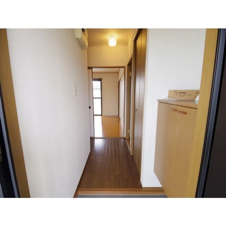CASAシグロ21102の玄関