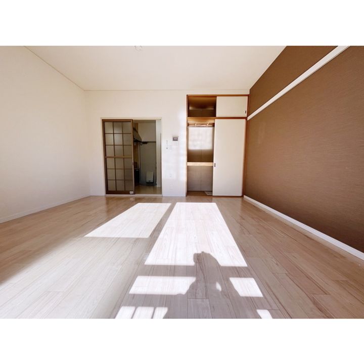 ベルメゾン南俣103の居間