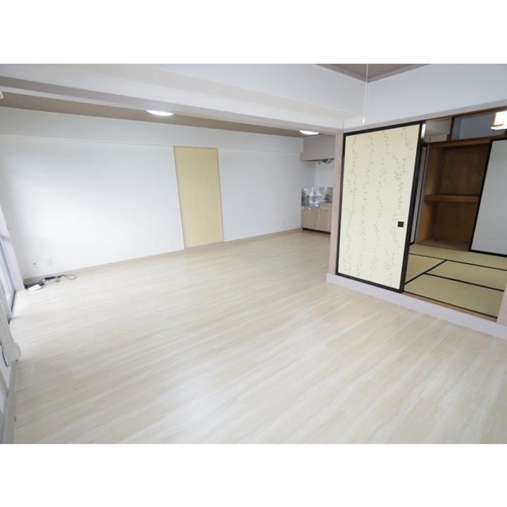岡田ハイム301の居間