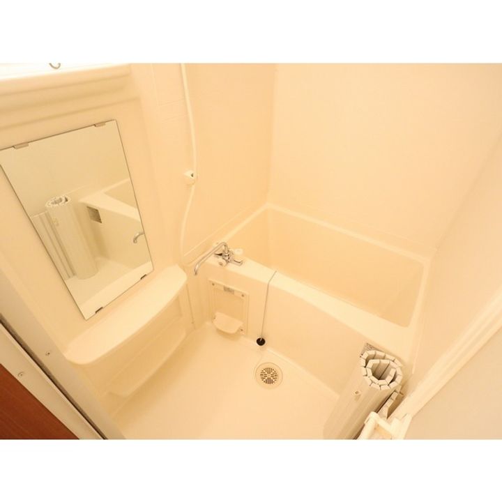 メゾンアグレアーブルの風呂