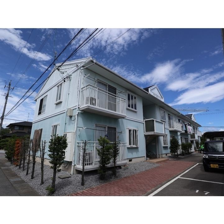 セントレージ三本柳 N棟102の外観