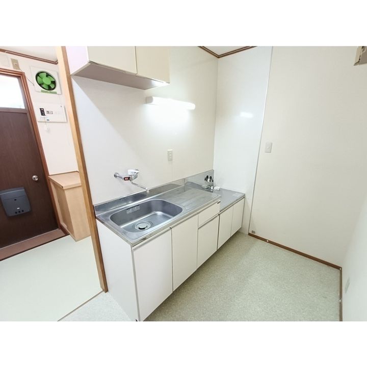 コスモスハイツ202のキッチン