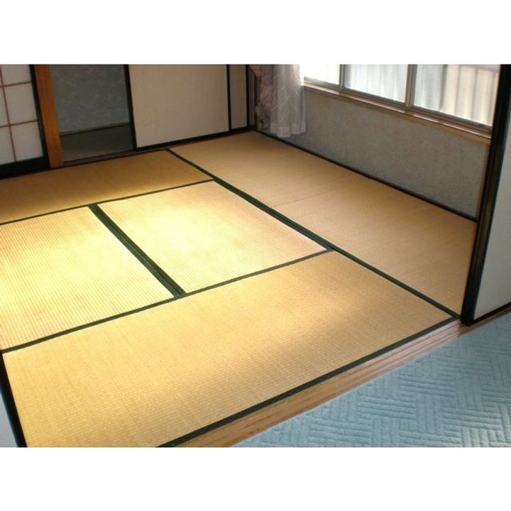 駅西ハイツ102の居間