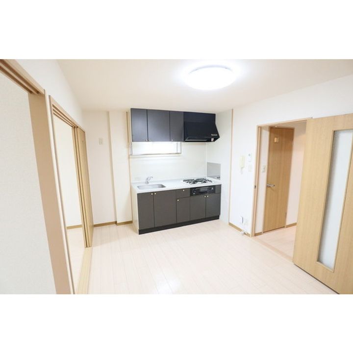 Limpia明金301のキッチン