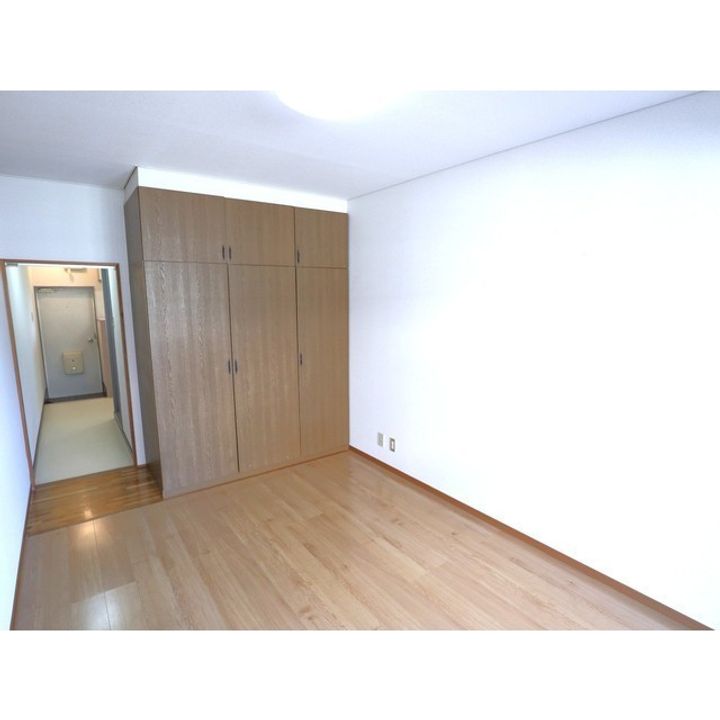 レジデンス城B-7の内装