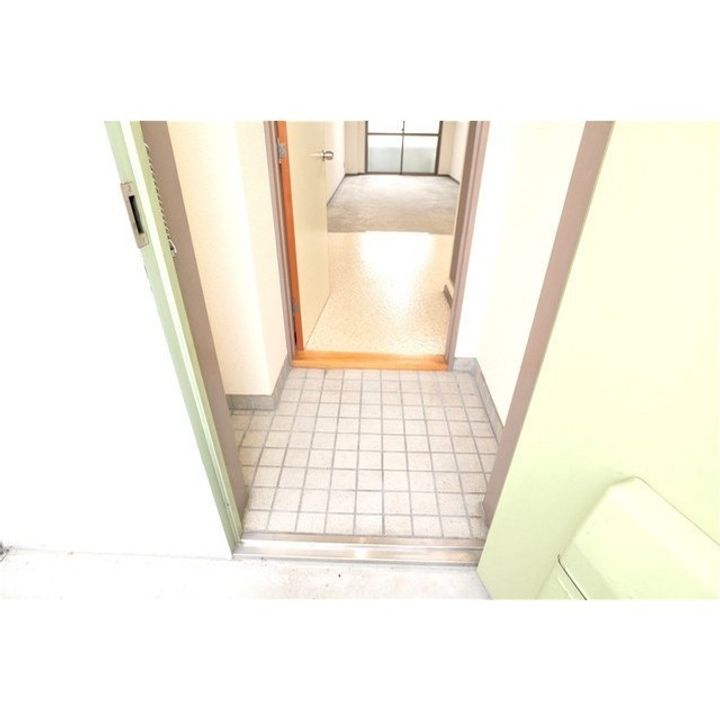 ベルエアー16306の玄関