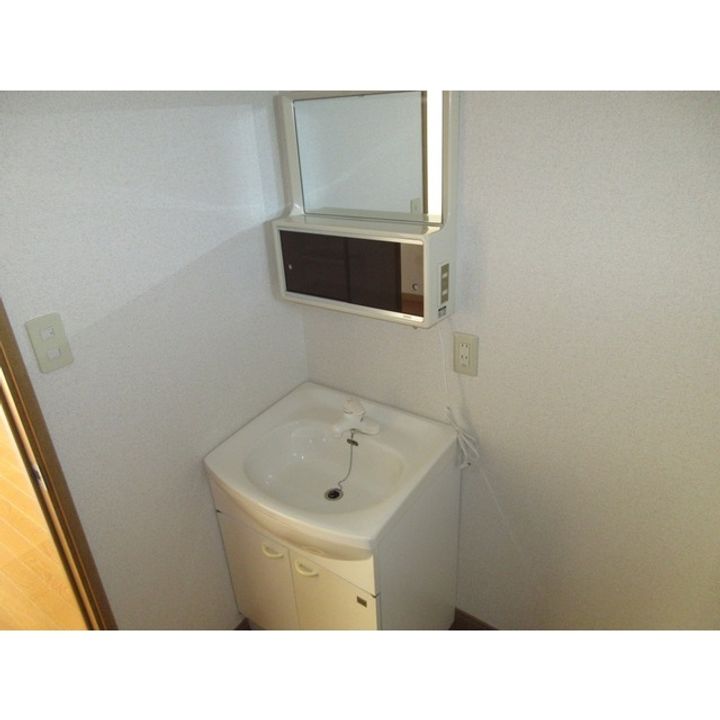 ヴェルートラルヂュⅡ107のその他画像