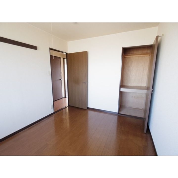 Surplus Two小林Ⅱ103の内装