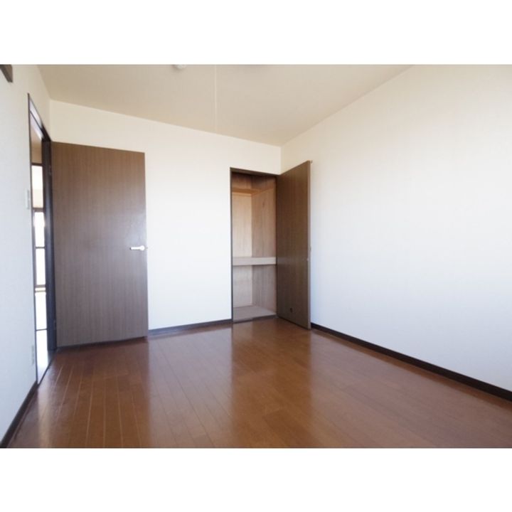 Surplus Two小林Ⅱ103の内装