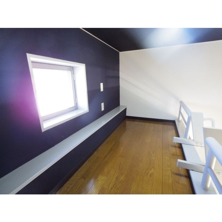 ヴィトリエ三好町301の内装