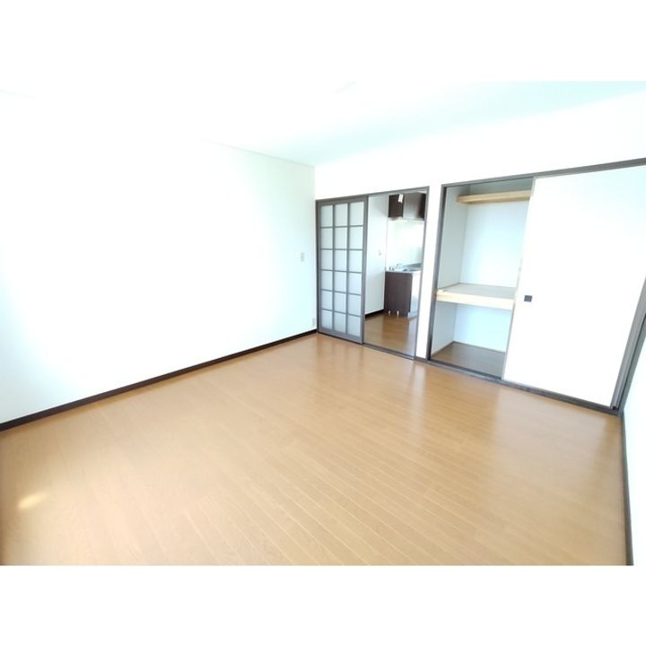 ハウスポートマロミ101の内装