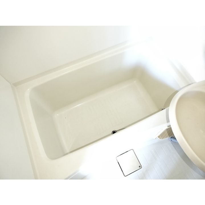 ハウスポートマロミ101の風呂