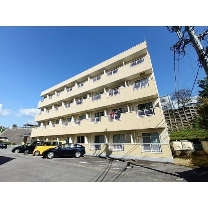 ジュリアス踏入B棟402の外観
