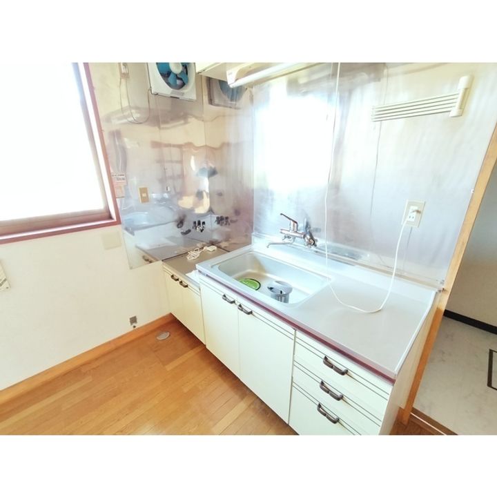 塩沢アパート202のキッチン