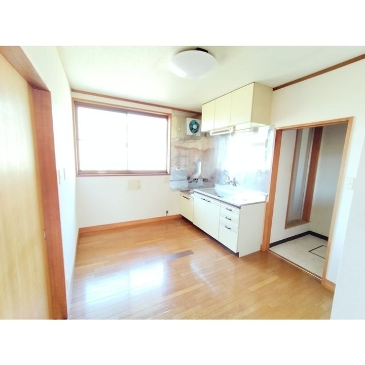 塩沢アパート202の居間