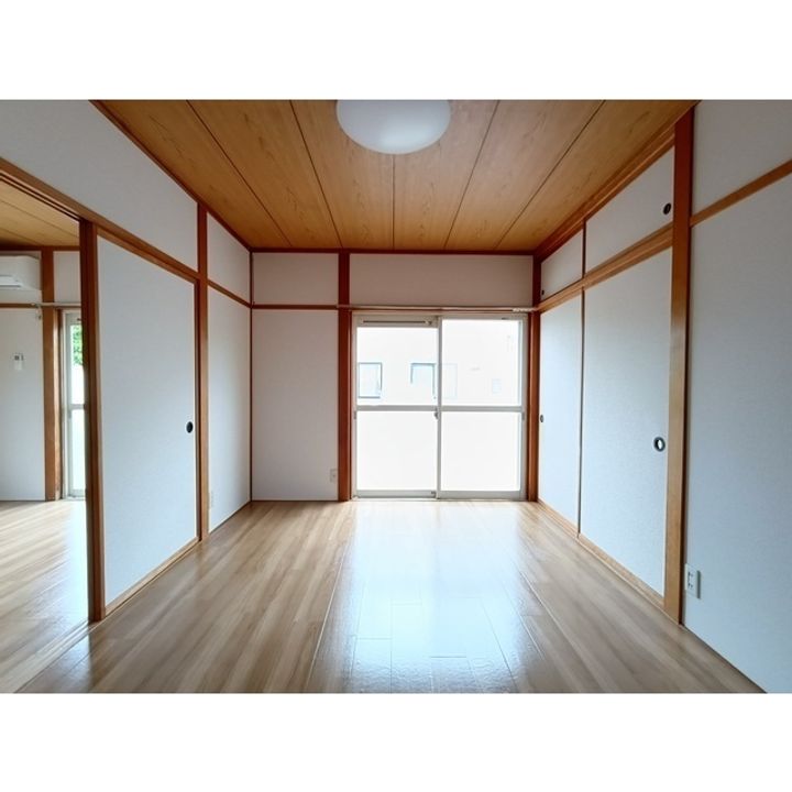 グリーンハイツ山口202の居間
