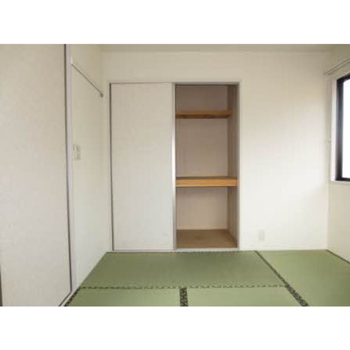 フォーレスみずしな A棟の内装