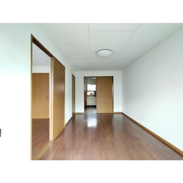 千曲ハイツ101の居間